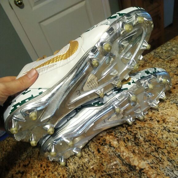 RARE Nike Alpha Pro Football Silver Cleats Men's Size 12.5 White Mid Flywire - Picture 10 of 12